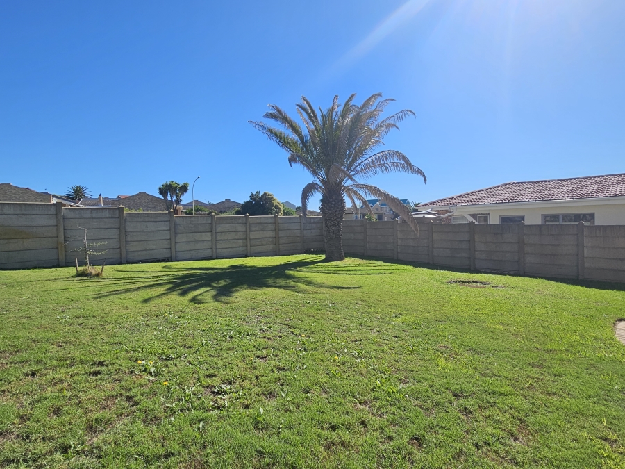 3 Bedroom Property for Sale in Wavecrest Eastern Cape